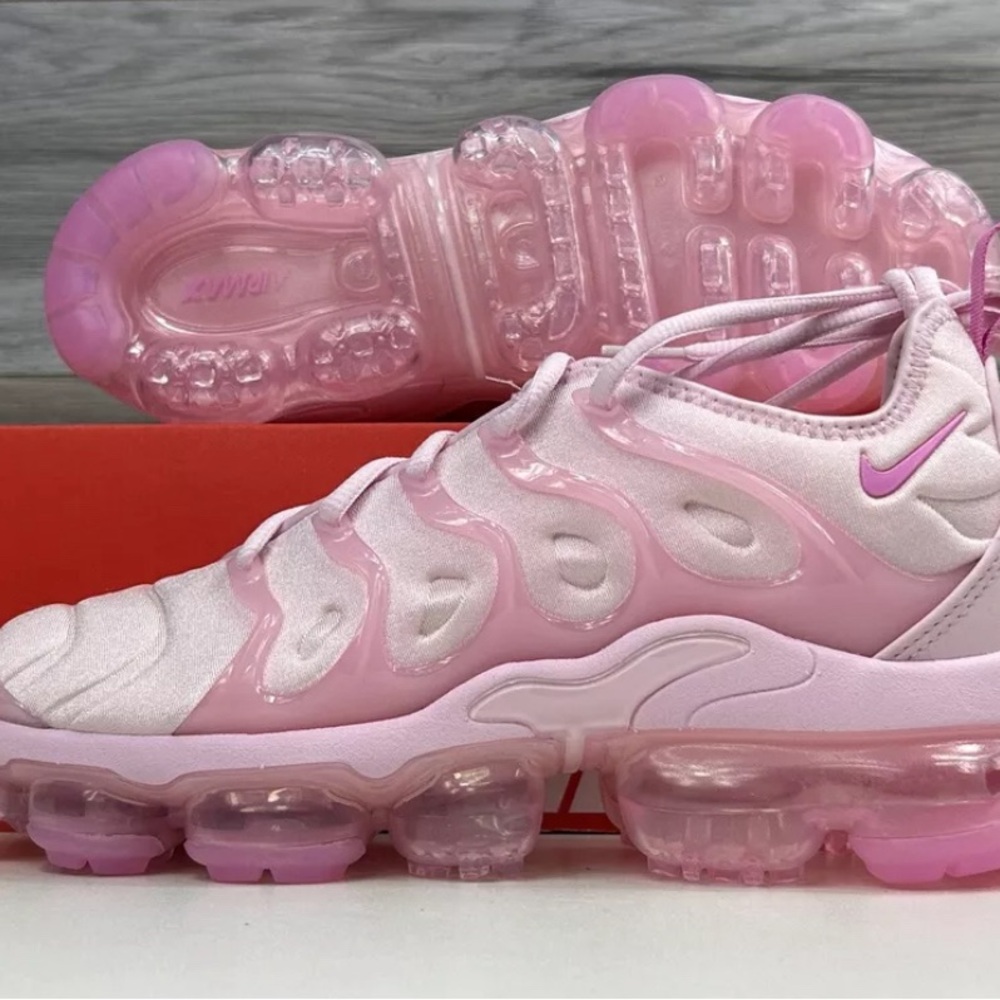 Nike Air VaporMax Plus Pink Foam FZ3614-686 - Picture 1 of 5